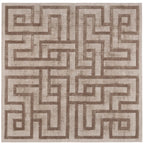 Labyrinth Mink