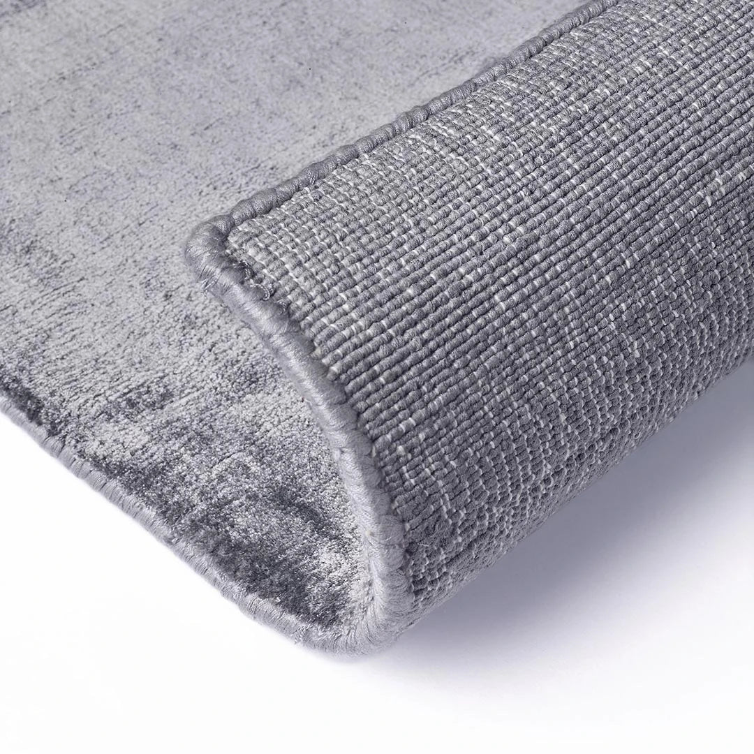 Luce Grey