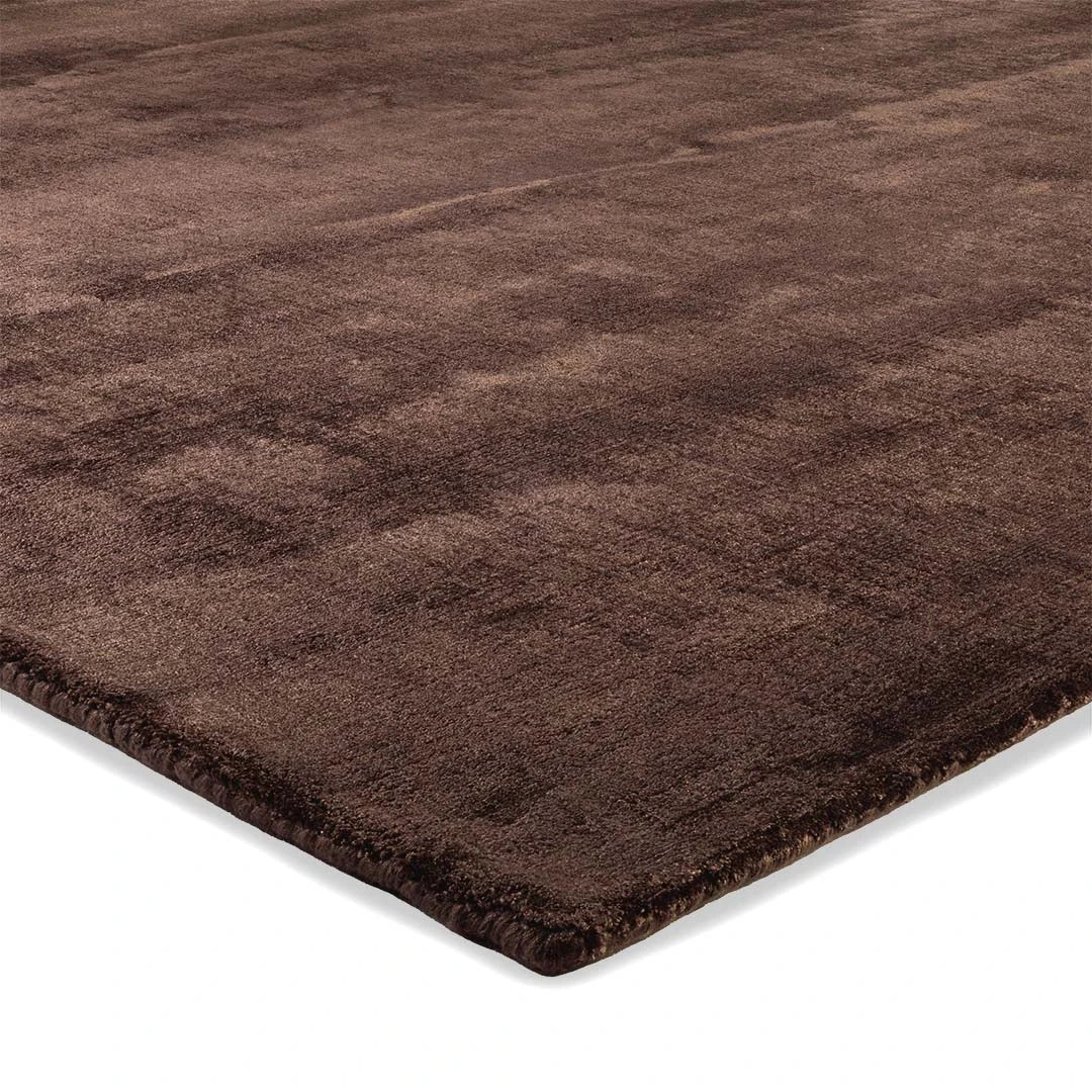 Trendy Shiny Taupe